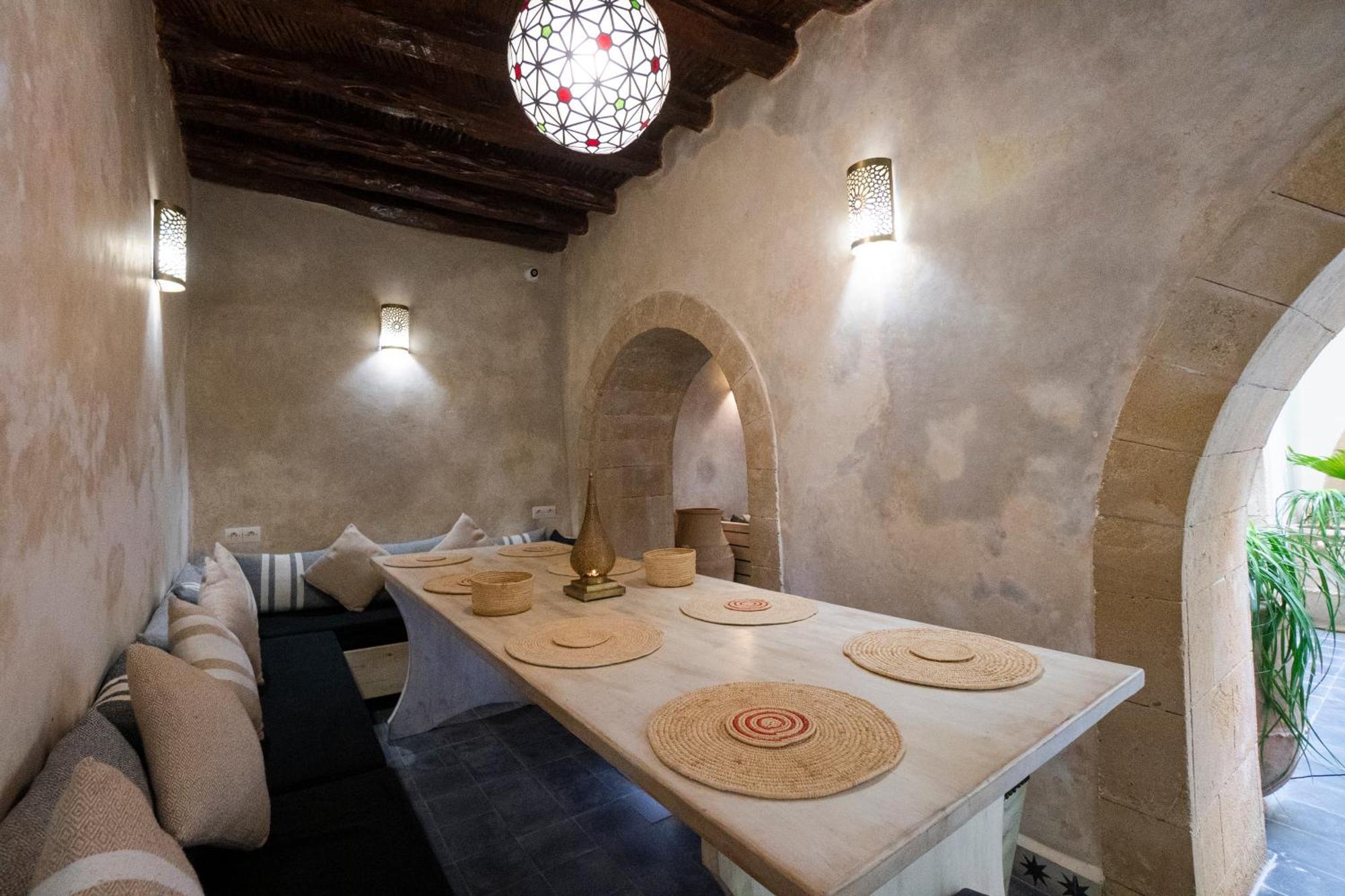 Riad Dar Nor 에사우이라 외부 사진