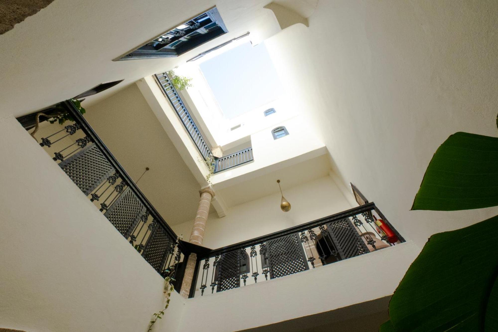 Riad Dar Nor 에사우이라 외부 사진